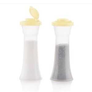 Tupperware Large salt & pepper shaker set
